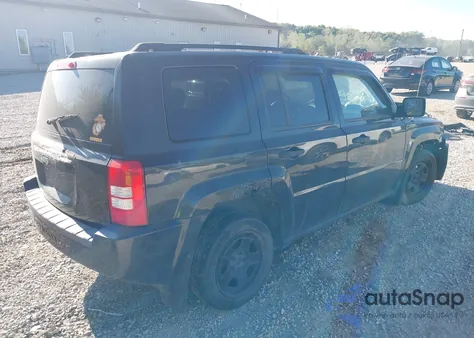 2008 Jeep Patriot Sport z USA, uszkodzony, nr VIN 1J8FT28W58D676088